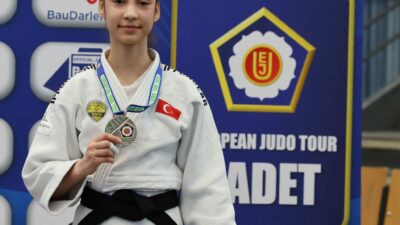 Konya Büyükşehir Belediyesporlu judocu Havva Sena Tokmak, Berlin’de düzenlenen Avrupa
