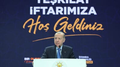 Cumhurbaşkanı Recep Tayyip Erdoğan, AK Parti İstanbul İl Teşkilatı iftar