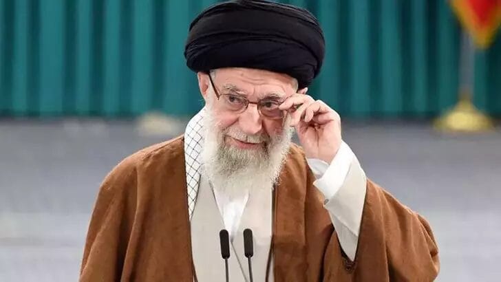 İsrail Savunma Bakanı Israel Katz, İran’a karşı önleyici saldırı başlatıldığını