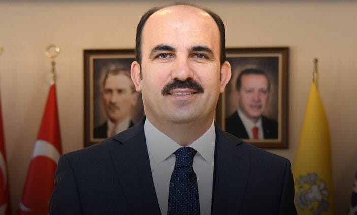 Uğur İbrahim Altay’ın hayatı, eğitimi, Selçuklu ve Konya Büyükşehir Belediye