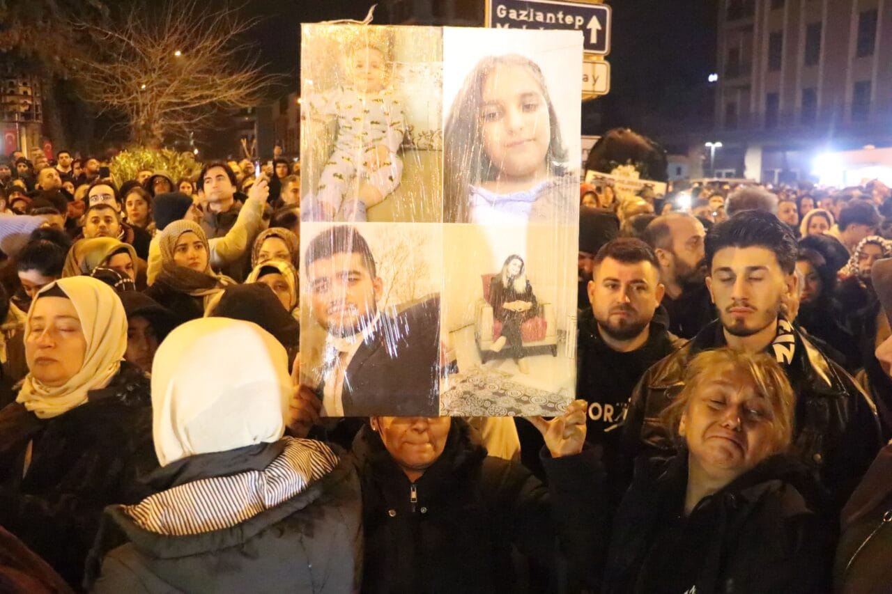 Kahramanmaraş merkezli 6 Şubat depremlerinin üçüncü yıl dönümünde Türkiye’nin birçok