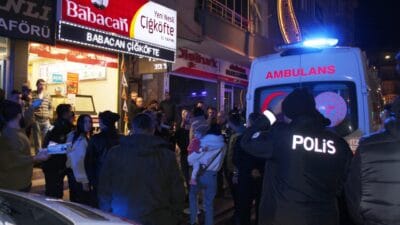 Aksaray’da silah sesleri üzerine bir eve giren polis ekipleri, 3