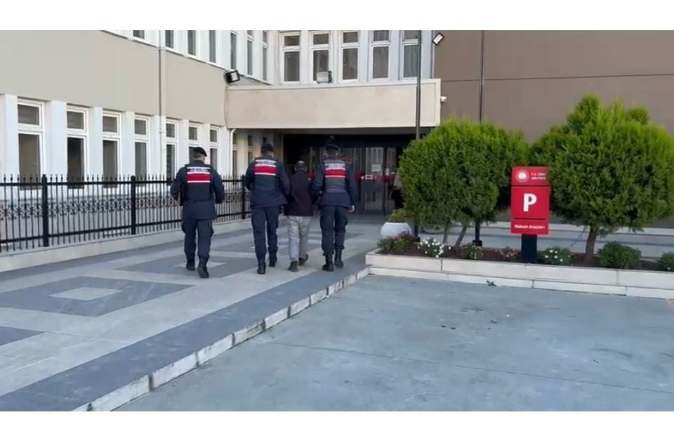 Aydın’ın Söke ilçesinde çocuklara yönelik müstehcen içerikleri dijital ortamda depoladığı