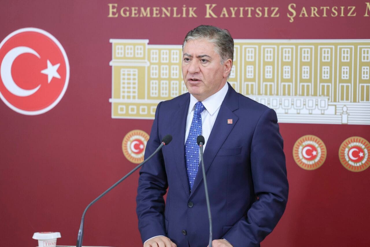 CHP Grup Başkanvekili Murat Emir, TBMM’de yaptığı açıklamada Akın Gürlek’in