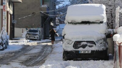 Van, Ardahan, Ordu ve Sivas’ta etkili olan yoğun kar yağışı