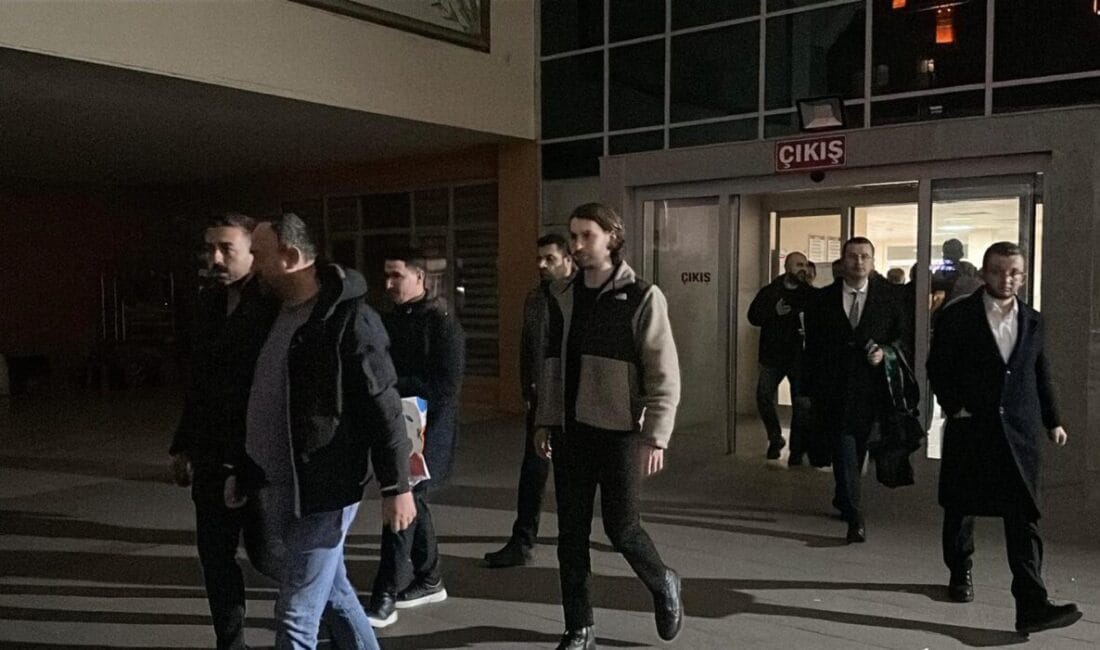 Edirne’de imar ruhsatı sürecinde usulsüzlük yapıldığı iddiasıyla düzenlenen operasyonda belediye