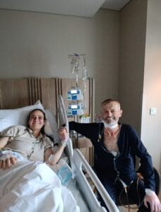 Bursa’da yürek ısıtan bir organ nakli hikâyesi yaşandı. Karaciğer yetmezliği