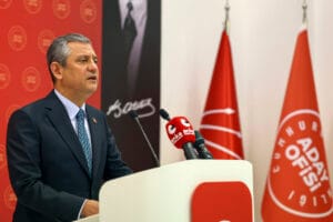 CHP Genel Başkanı Özgür Özel, Cumhurbaşkanlığı Aday Ofisi toplantısı sonrası