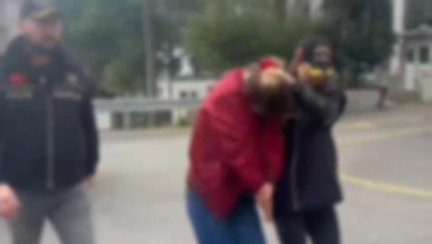 İstanbul’da toplu taşıma aracında kendisini savcı olarak tanıtan bir kadın,