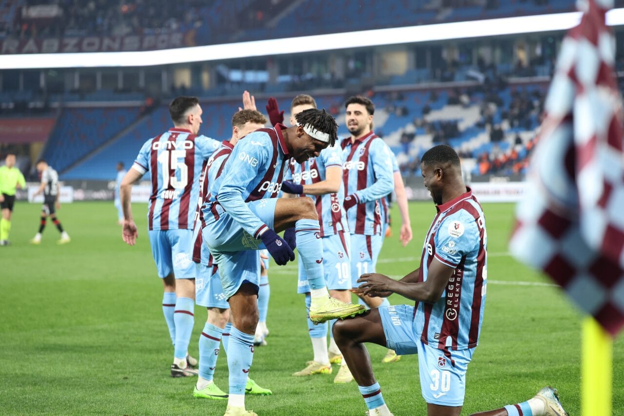 Trabzonspor, Süper Lig’in 24’üncü haftasında sahasında Fatih Karagümrük’ü 3-1 mağlup