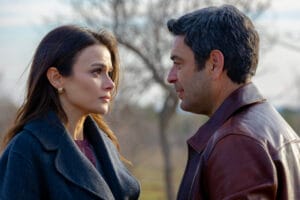 Kanal D’nin pazartesi akşamlarına damga vuran dizisi Uzak Şehir, duygu