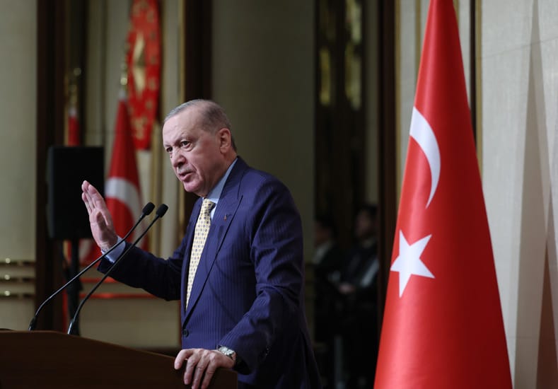 Cumhurbaşkanı Erdoğan, Esnaf ve Sanatkârlarla İftar programında yaptığı konuşmada hükümetin