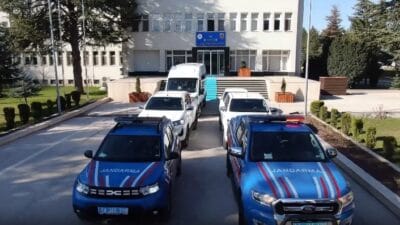 İçişleri Bakanlığı, 32 ilde FETÖ’ye yönelik geniş çaplı operasyon düzenlendiğini
