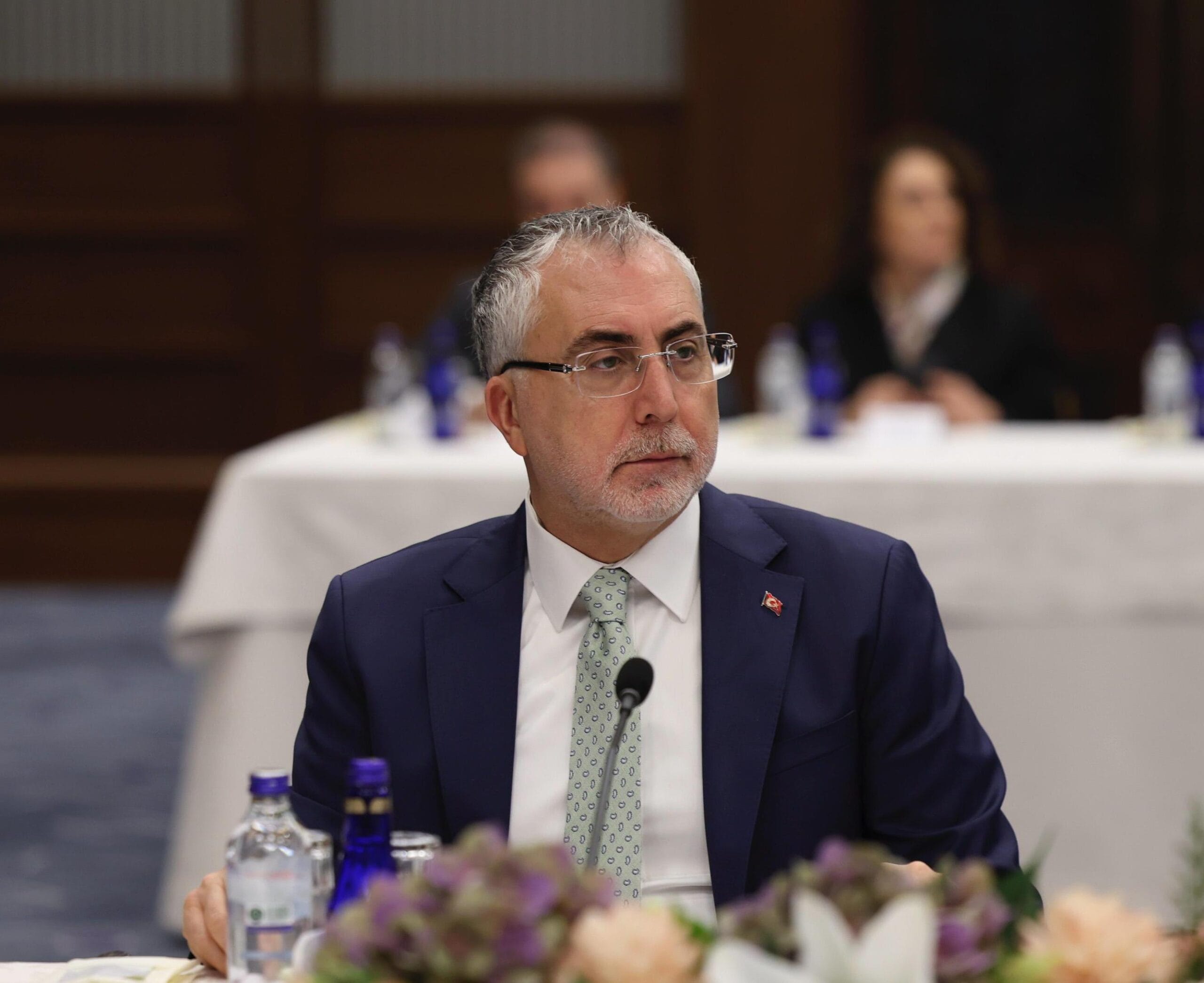 2025 yılında işsizlik oranı yüzde 8,3’e gerileyerek son 13 yılın