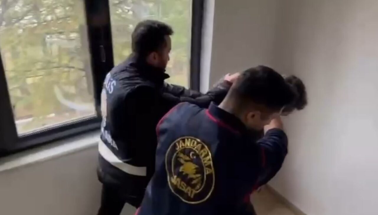 Ankara’da emniyet ve jandarma ekiplerinin ortak düzenlediği geniş çaplı operasyonda