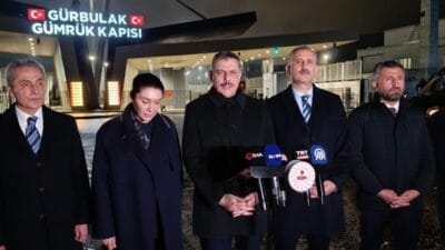 İçişleri Bakanı Mustafa Çiftçi, Gürbulak Sınır Kapısı’nda incelemelerde bulundu. Bölgedeki