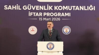 İçişleri Bakanı Mustafa Çiftçi, Sahil Güvenlik personeliyle iftar programında yaptığı