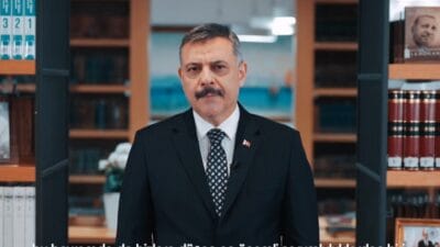İçişleri Bakanı Mustafa Çiftçi, bayram mesajında vatandaşlara trafik uyarısında bulundu.