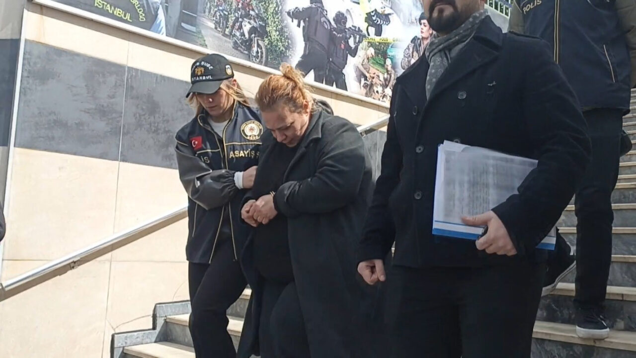 Beyoğlu’nda evde ölü bulunan 59 yaşındaki adamın cinayete kurban gittiği