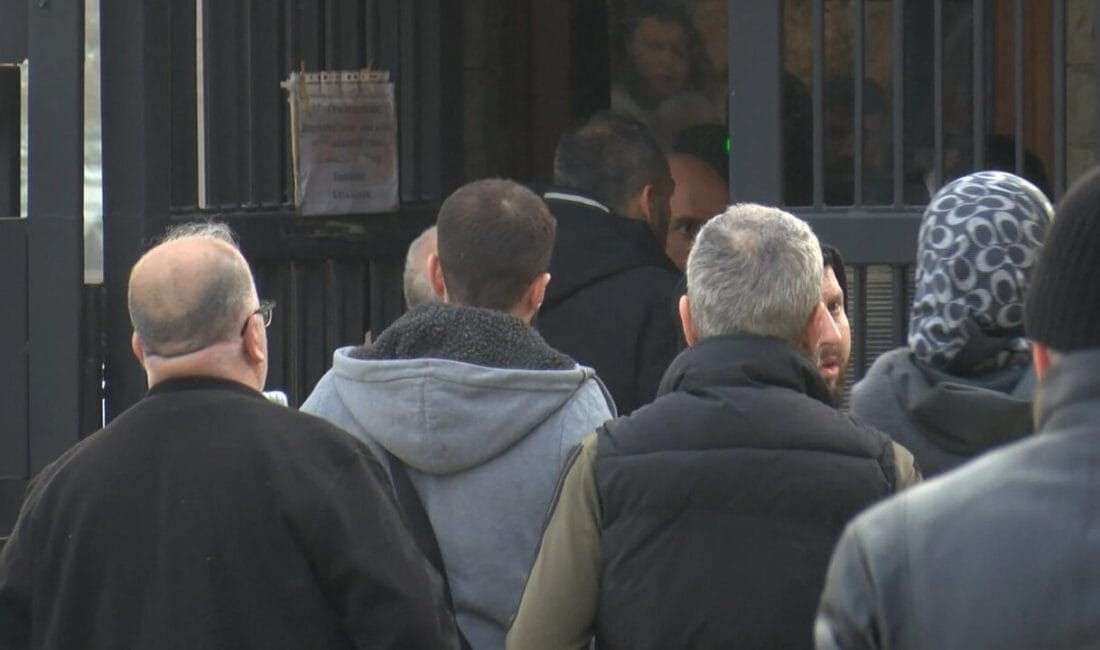 stanbul Çekmeköy’de öğrencisi tarafından bıçaklanarak öldürülen öğretmen Fatma Nur Çelik’in