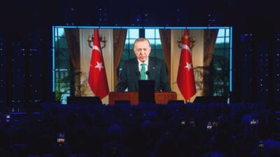 Cumhurbaşkanı Erdoğan, STRATCOM Zirvesi 2026’da uluslararası sistemin meşruiyet krizi yaşadığını