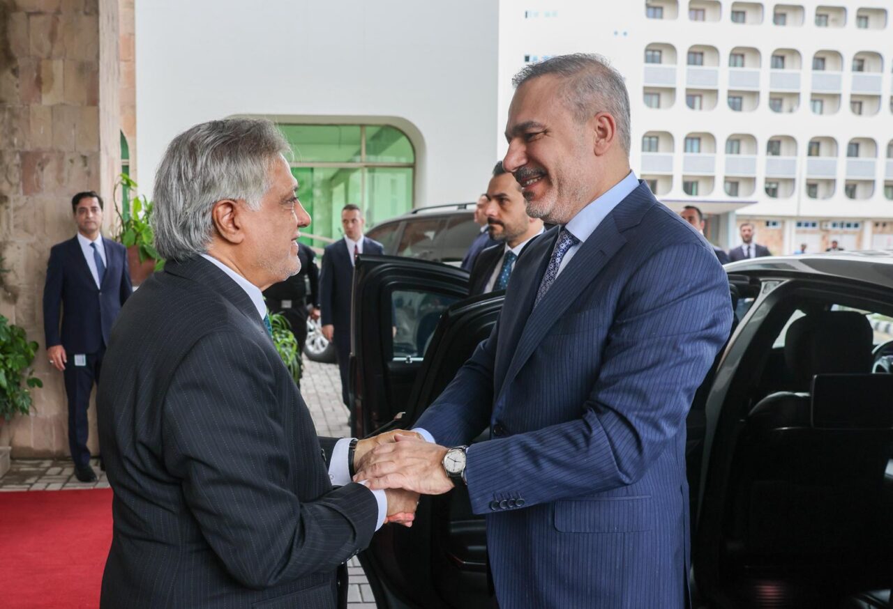 Dışişleri Bakanı Hakan Fidan, Pakistan’ın başkenti İslamabad’da Pakistan Dışişleri Bakanı