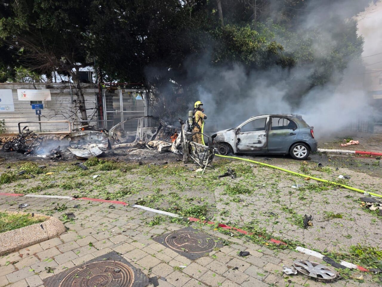 İran ordusu, İsrail’de güvenlik merkezleri ve polis karargahlarının insansız hava