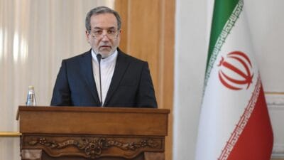 İran Dışişleri Bakanı Abbas Arakçi, Çinli mevkidaşıyla yaptığı görüşmede Hürmüz