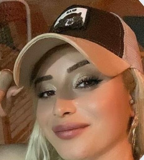 İzmir Bayraklı’da yaşanan olayda, bir kişi eski eşini silahla öldürdükten