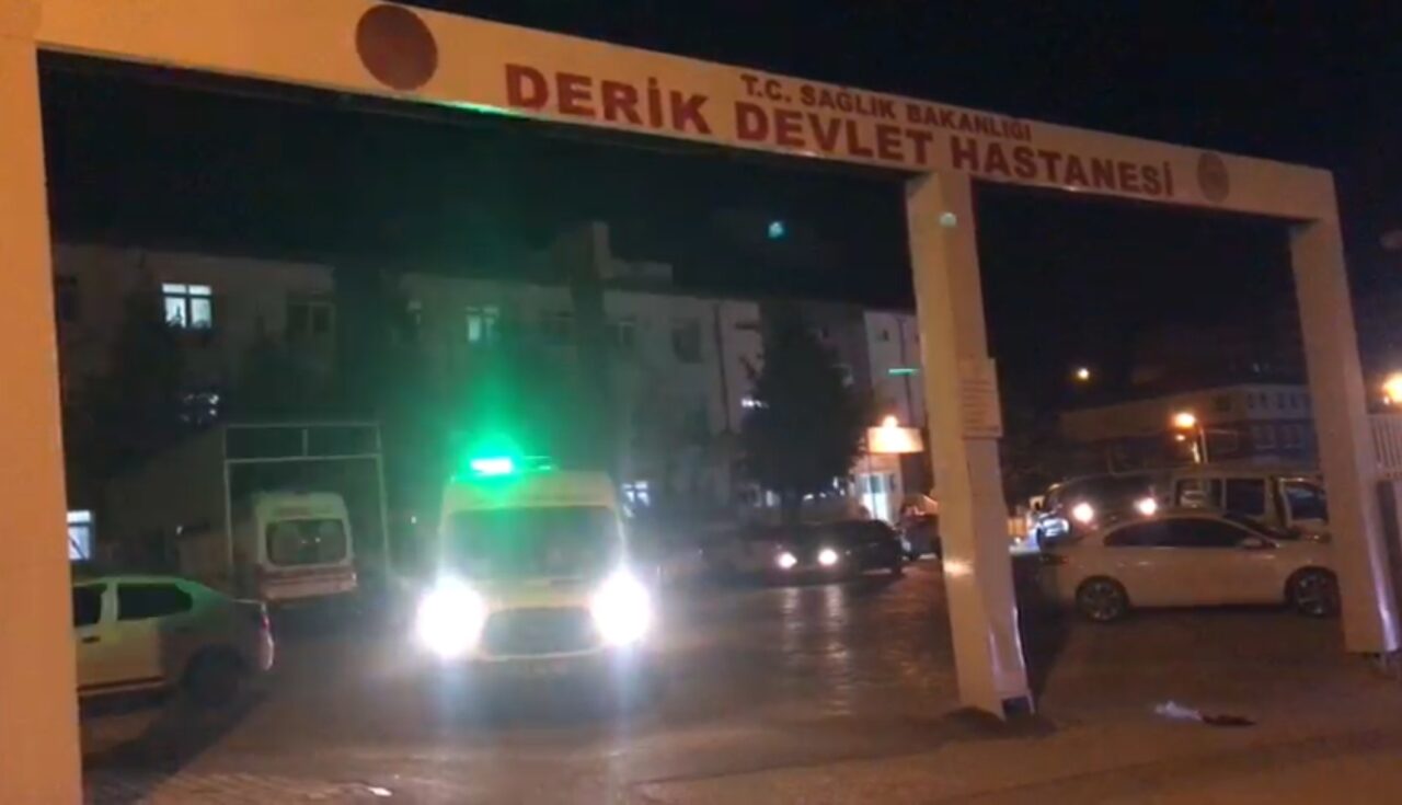 Mardin’in Mazıdağı ilçesinde evinde silahla yaralanmış halde bulunan 20 yaşındaki