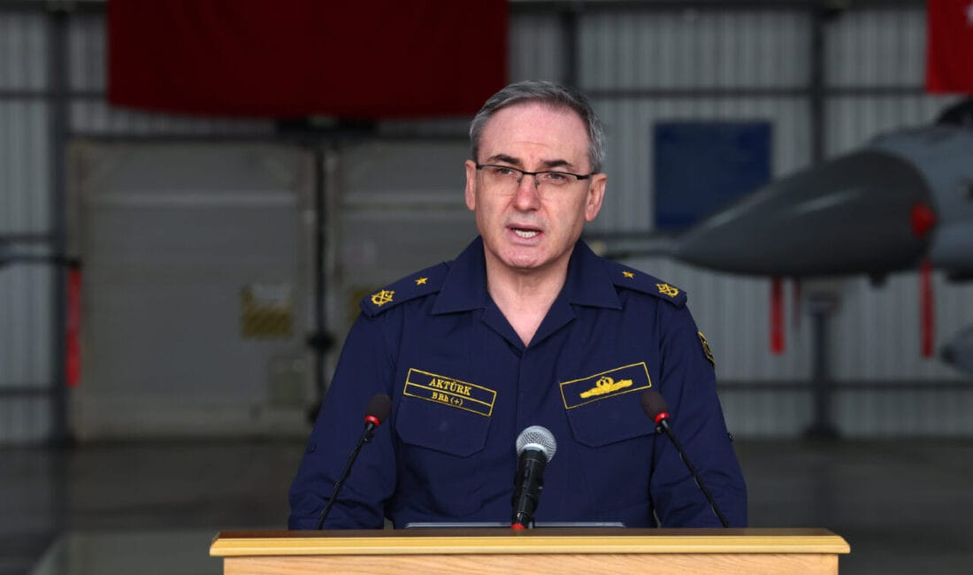 MSB: Bir patriot sistemi daha Adana’da konuşlandırılmaktadır Milli Savunma Bakanlığı Sözcüsü Tuğamiral Zeki Aktürk, İncirlik'teki toplantısında Adana'da