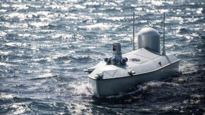 MKE tarafından geliştirilen PİRANA kamikaze insansız deniz aracı, sürü saldırı