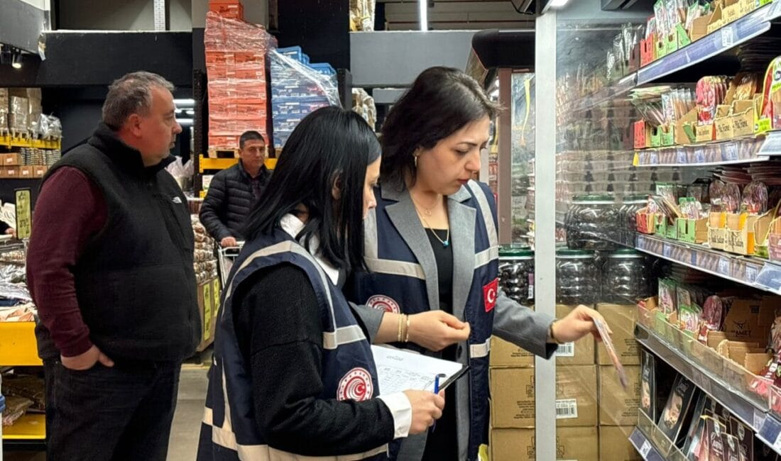 Ticaret Bakanlığı’ndan Ramazan Bayramı öncesi market denetimi Ticaret Bakanlığı, Ramazan Bayramı öncesi Ankara'da gıda ve tüketim ürünleri