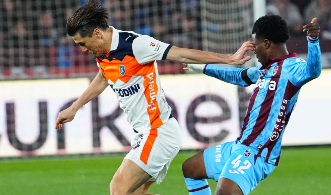 Trabzonspor, sahasında Başakşehir ile 1-1 berabere kaldı. Bordo-mavililer, son dakikada