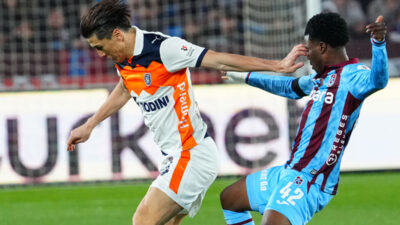 Trabzonspor, sahasında Başakşehir ile 1-1 berabere kaldı. Bordo-mavililer, son dakikada
