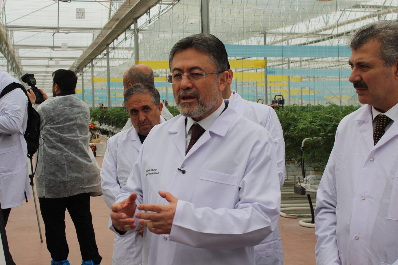 Tarım ve Orman Bakanı İbrahim Yumaklı, üreticilere 17,2 milyar TL