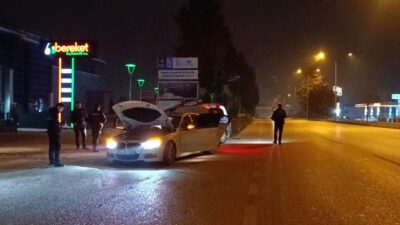 Bursa’da tartıştığı kişiyi otomobiliyle takip eden şüpheli, İzmir Yolu Caddesi’nde