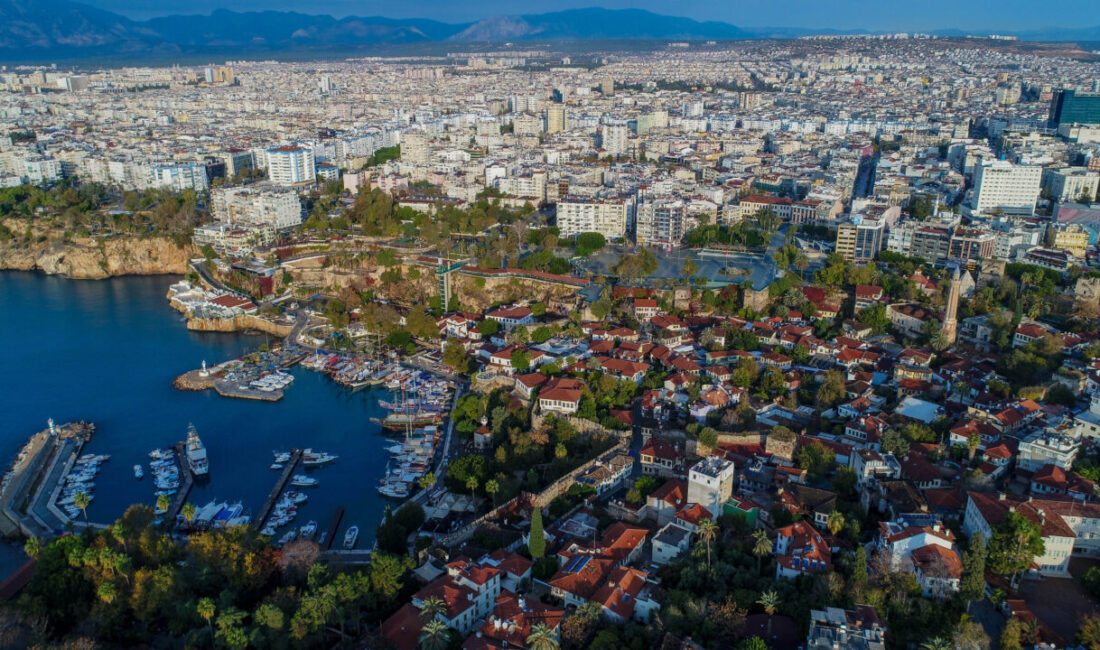 Antalya’da Tüketiciler Birliği, emlak fiyatlarının yasal sınırlara rağmen rayiç bedelin