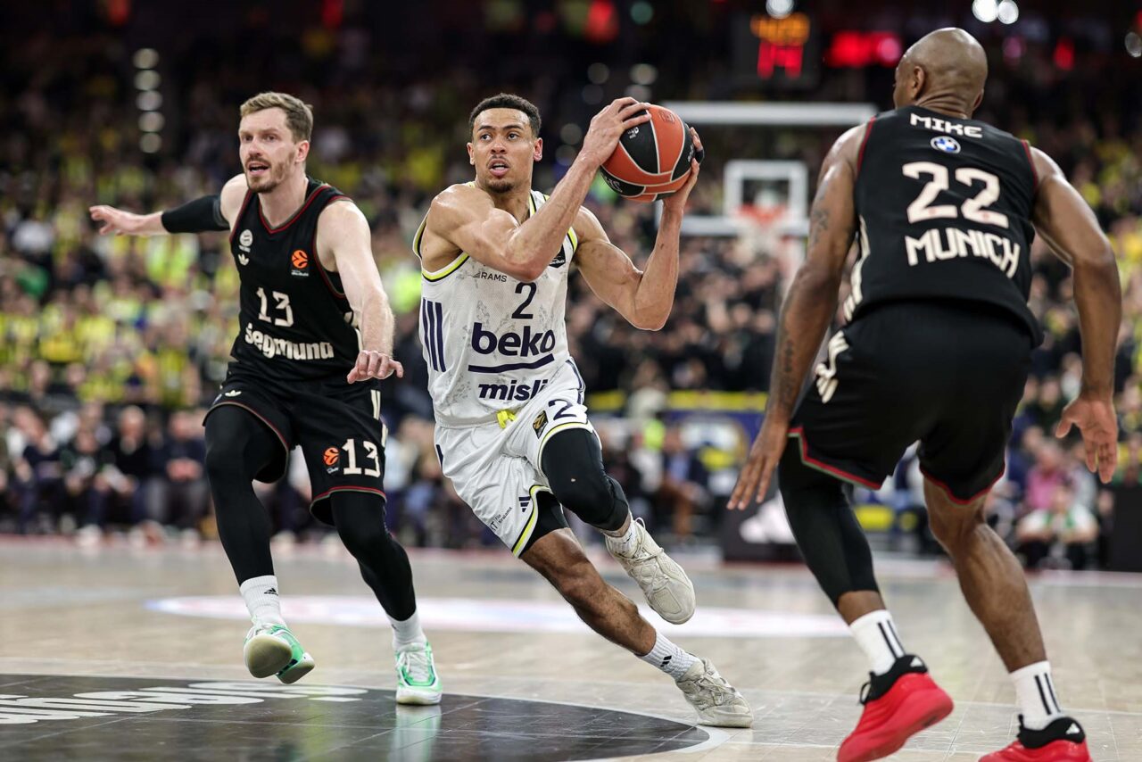 Fenerbahçe Beko, EuroLeague’de Bayern Münih deplasmanında 85-76 mağlup oldu. Sarı-lacivertliler