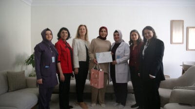 Sağlık Bakanlığı’nın “Her Gebeye Bir Ebe” uygulaması kapsamında 600 binden