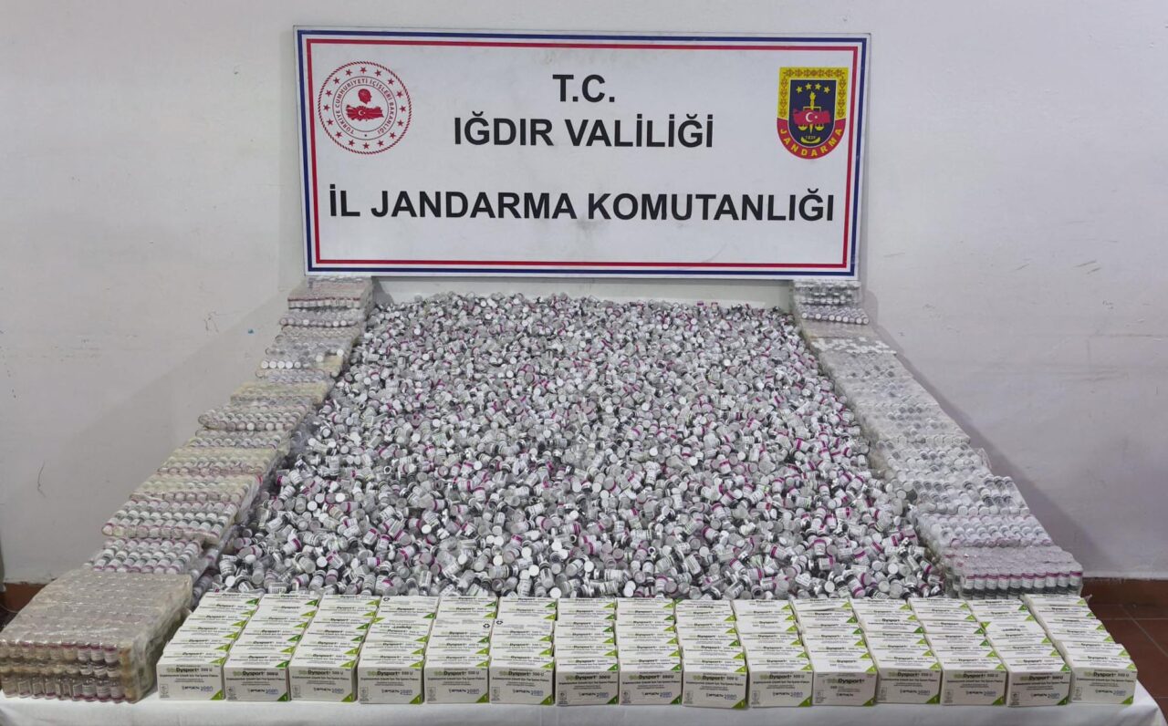 Iğdır’da jandarma ekipleri tarafından düzenlenen operasyonda, güzellik merkezleri üzerinden satılmak