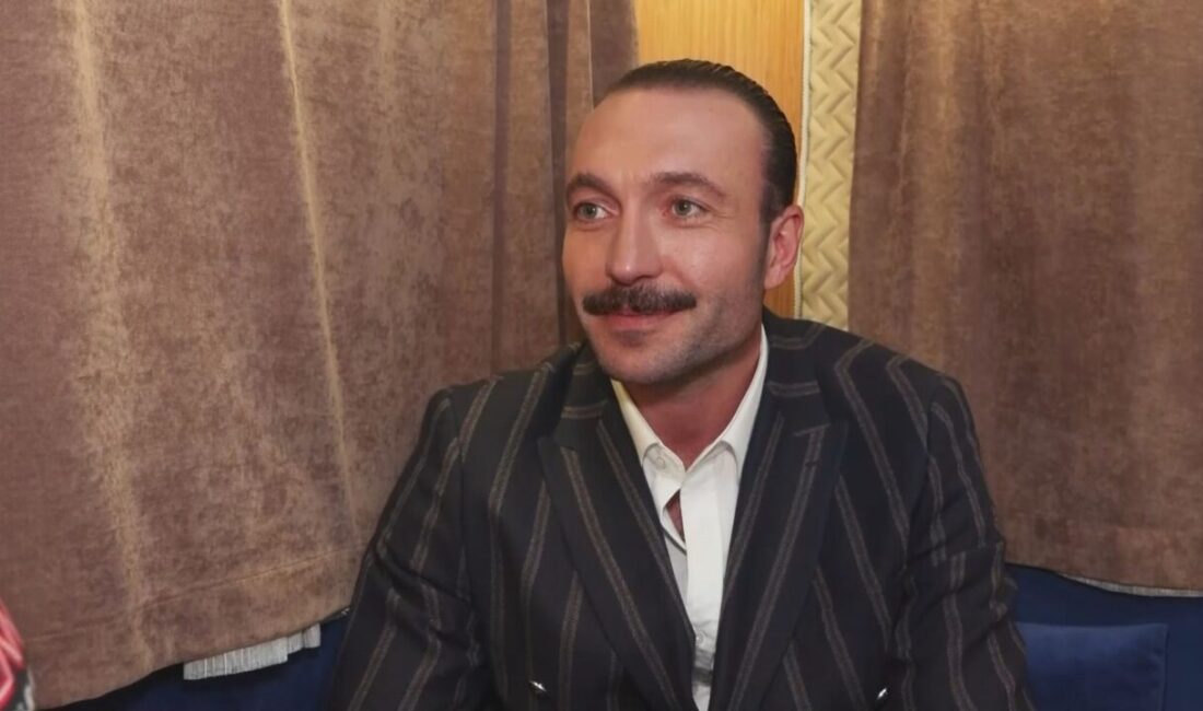 Kanal D'nin dizisi 'Eşref Rüya'da yer alan Görkem Sevindik, sosyal