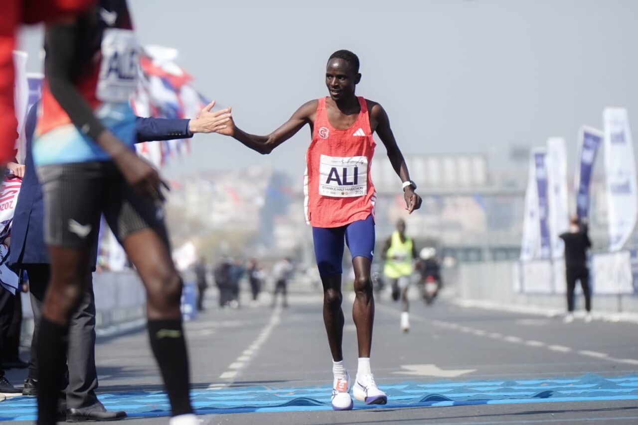 İstanbul Yarı Maratonu’nda erkeklerde Alex Matata, kadınlarda Purity Gitonga birinci