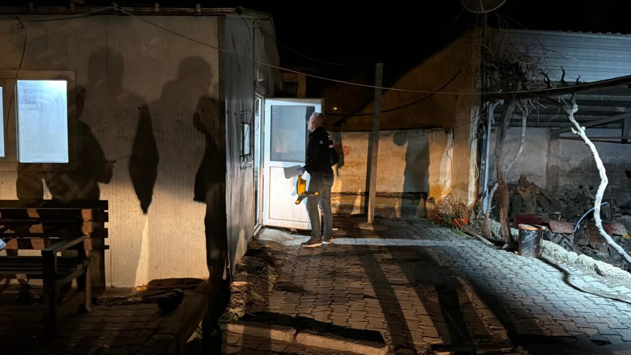 Kırıkkale’nin Karakeçili ilçesinde belediye garajında tüfekle vurulan belediye personeli hayatını