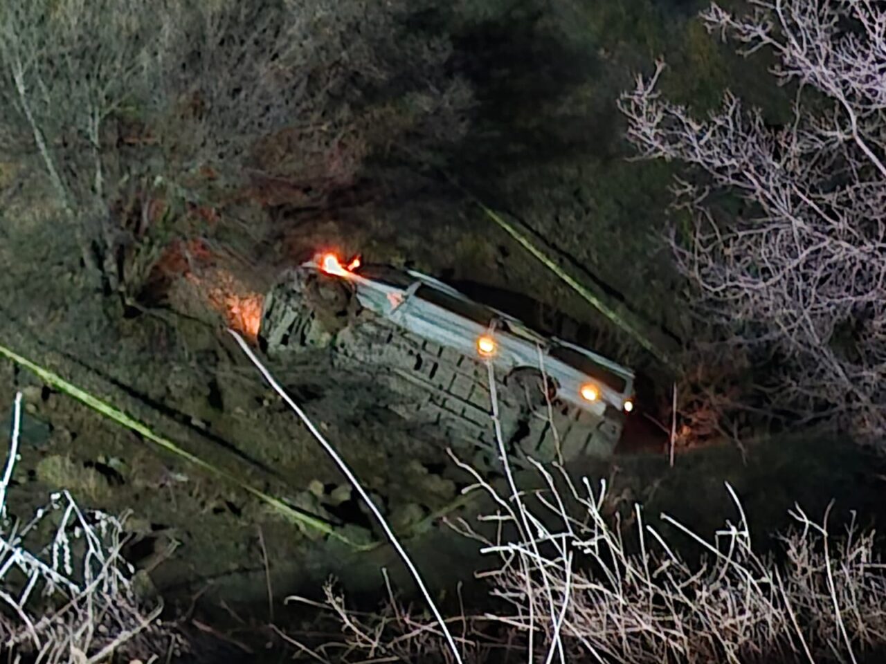 Malatya’nın Hekimhan ilçesinde maden işçilerini taşıyan minibüs devrildi. Kazada 2