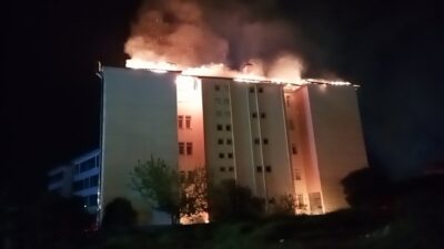 Nazilli Fen Lisesi pansiyonunda çıkan yangında 46 öğrenci tahliye edildi.