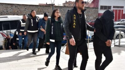 Nevşehir’in Kozaklı ilçesinde düzenlenen fuhuş operasyonunda 8 şüpheli gözaltına alındı.
