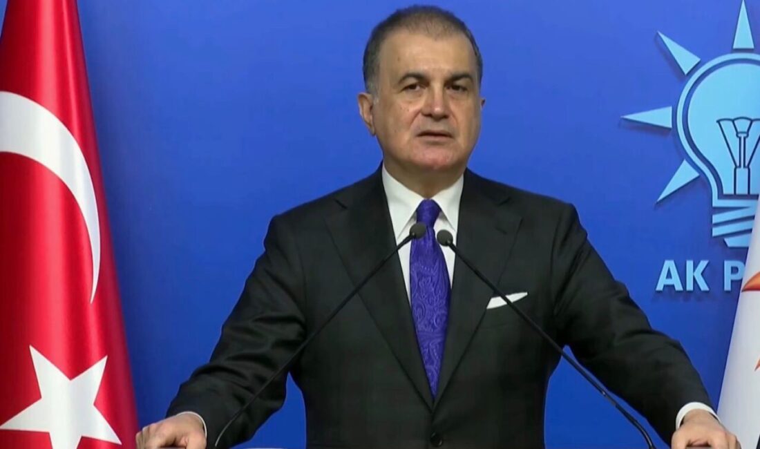 AK Parti Sözcüsü Ömer Çelik, seçimlerin zamanında yapılması gerektiğini açıkladı.