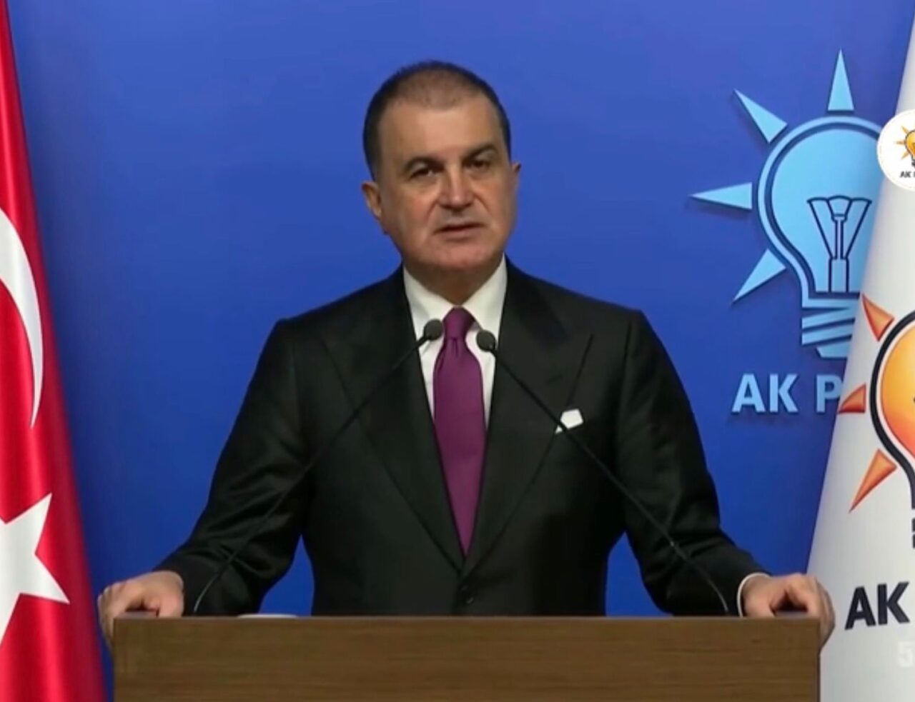 AK Parti Sözcüsü Ömer Çelik, terör örgütünün silah bırakma sürecinde