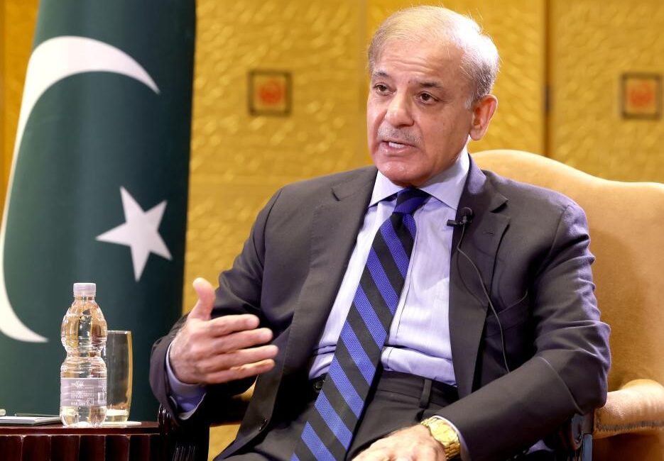 Şahbaz Şerif, İran ile ABD arasında yapılacak görüşmelerin kalıcı ateşkes